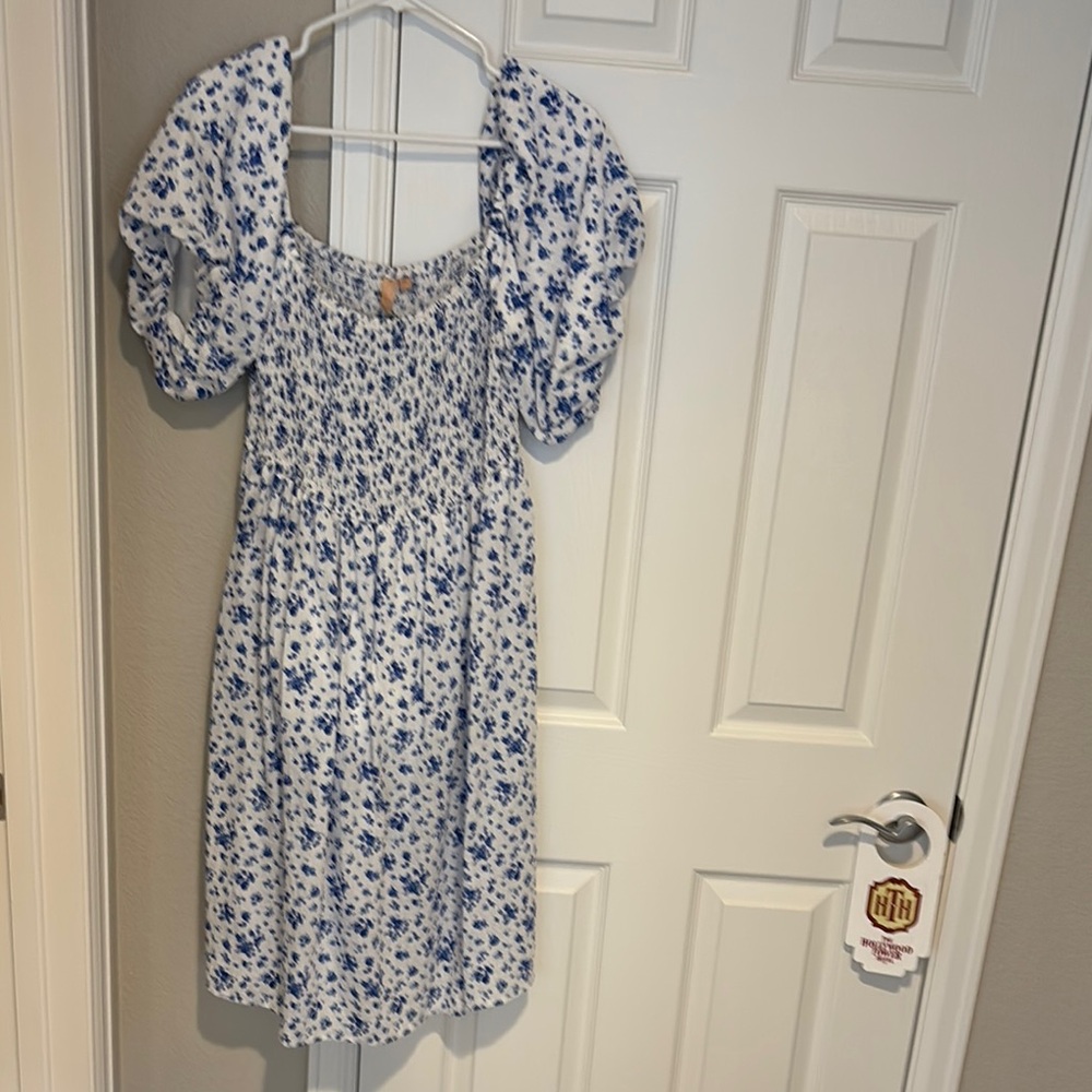 White and Blue Floral Midi Dress with Puff Sleeves